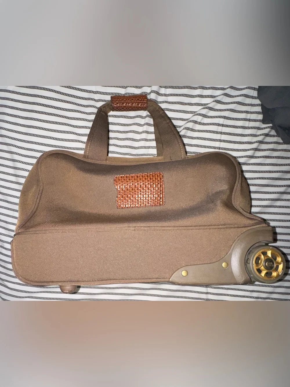 Tommy Bahama Rolling Carry On Luggage Travel Bag Suitcase